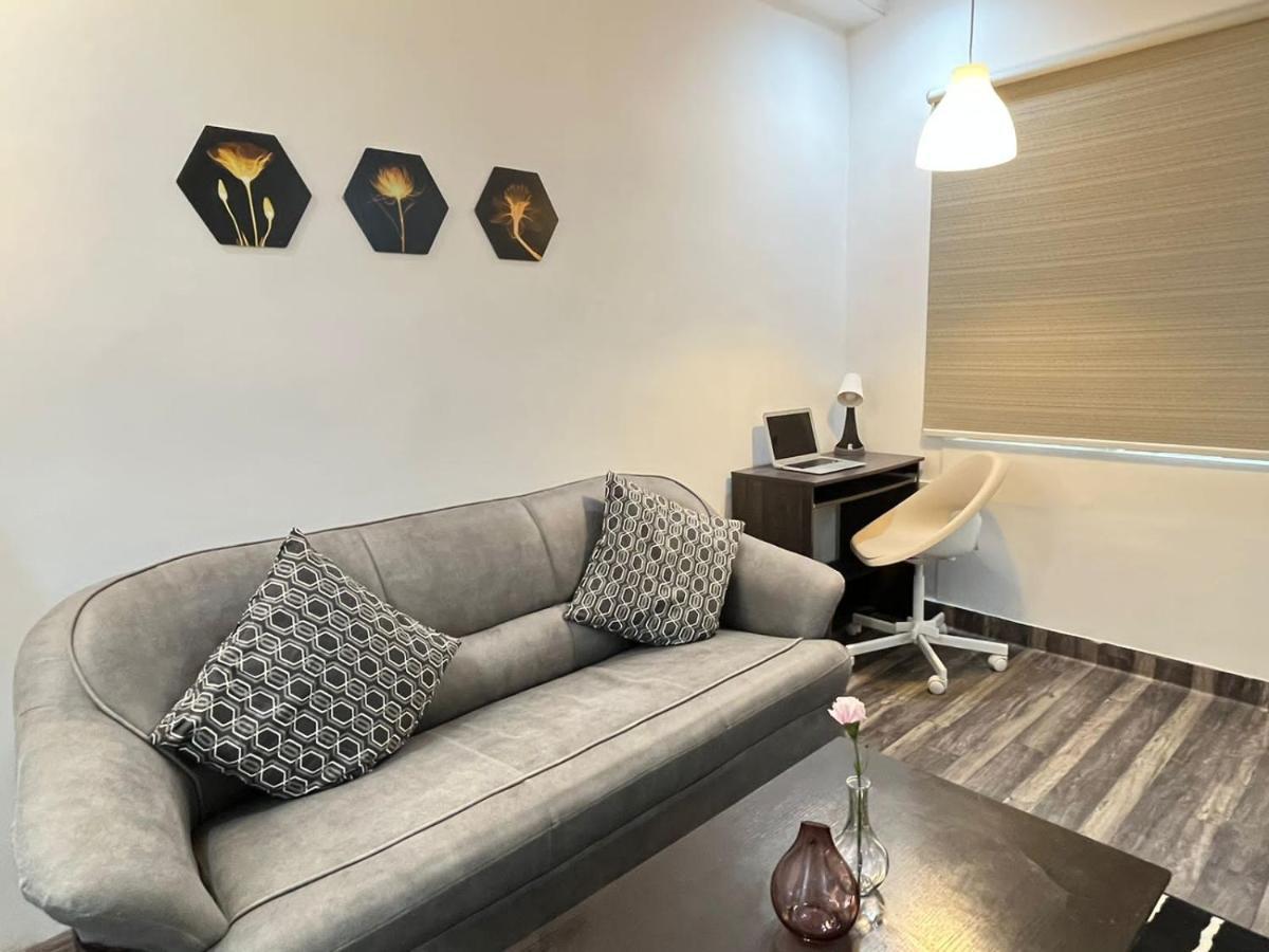 Bedchambers Serviced Apartments, Hyderabad Exterior foto